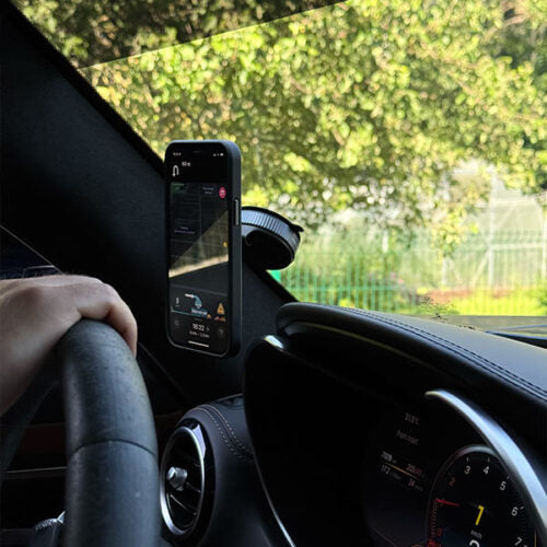 Sürüş sırasında telefonu tutma derdi tamamen bitti. Gerçekten sabit duruyor, içim rahat.